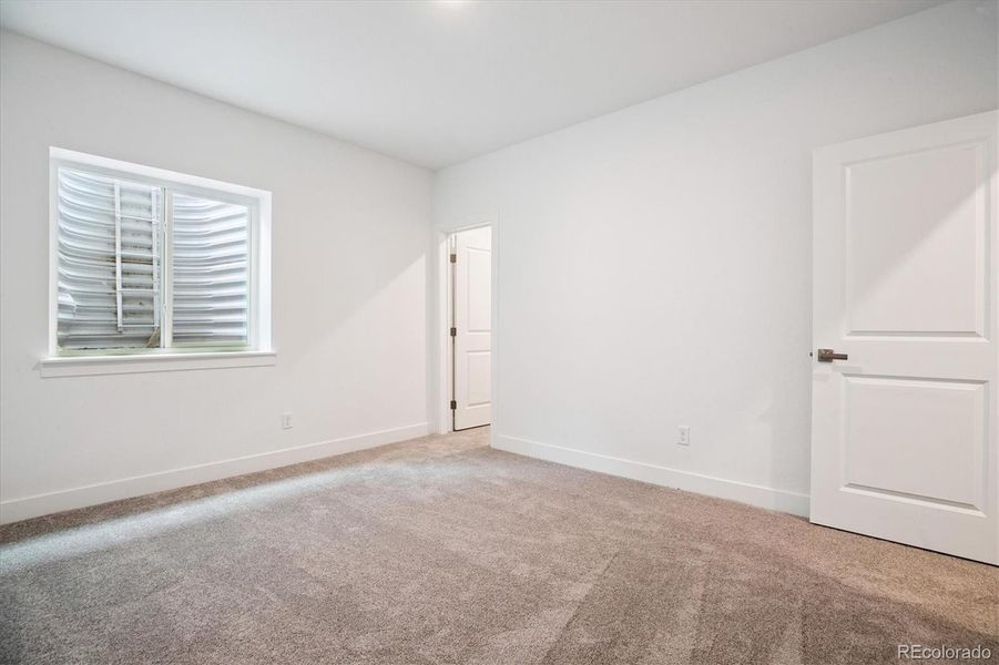Spacious, unfurnished interior of a new home in , Littleton (Image 13).