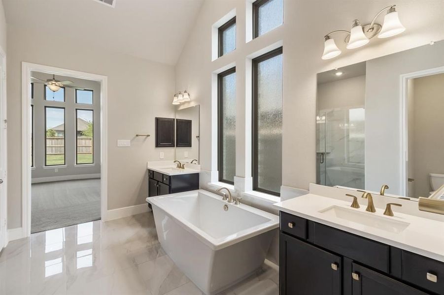 Image 22 of a home in Candela 60'.