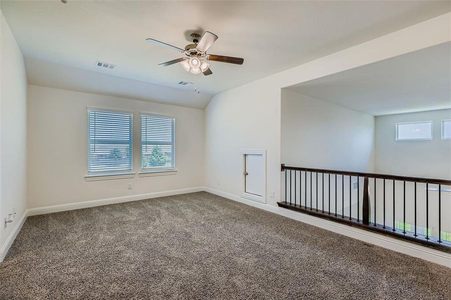 Spacious, unfurnished interior of a new home in , Little Elm (Image 22).