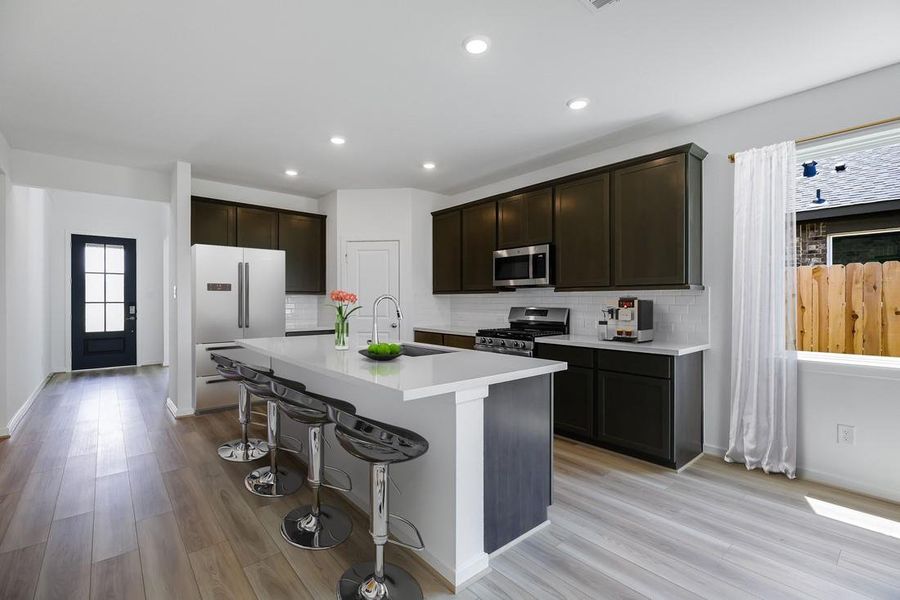 1123 Buffalo Run ~ Ready Now