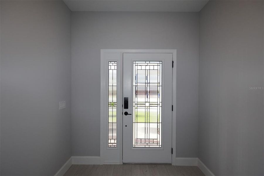 Spacious, unfurnished interior of a new home in Eden at Crossprairie, St. Cloud (Image 39).