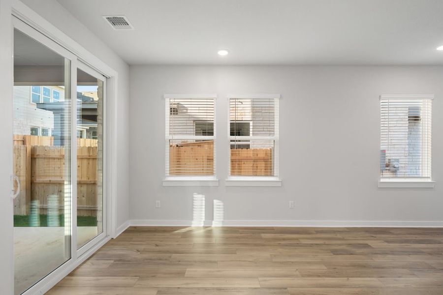 Spacious, unfurnished interior of a new home in Union Collection at Park Central, Georgetown (Image 22). Spacious, unfurnished interior of a new home in Union Collection at Park Central, Georgetown (Image 22).