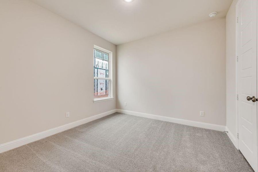 Spacious, unfurnished interior of a new home in Wildflower Ranch, Fort Worth (Image 16).