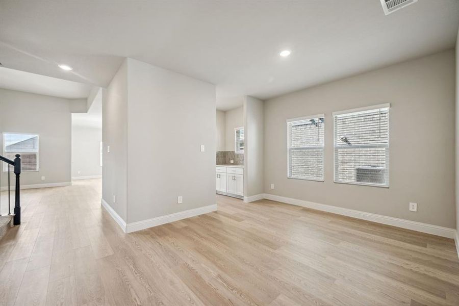 Photo is not of the actual home, but is an inspirational photo of builder’s model home and may depict options, furnishings, and/or decorator features that are not included. Photo is not of the actual home, but is an inspirational photo of builder’s model home and may depict options, furnishings, and/or decorator features that are not included.