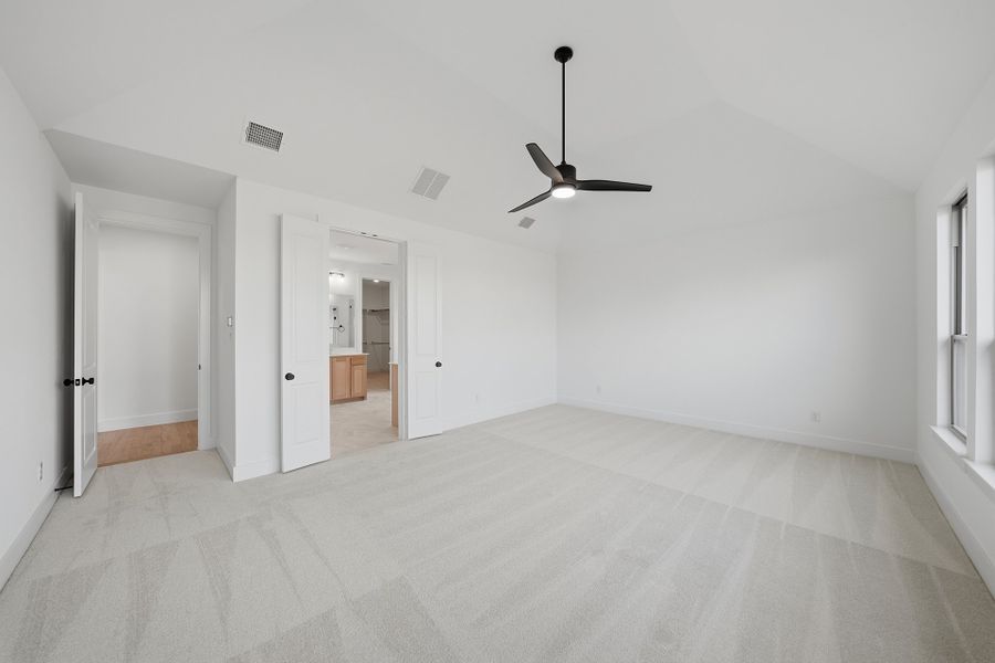 Spacious, unfurnished interior of a new home in Aster Park, McKinney (Image 26).