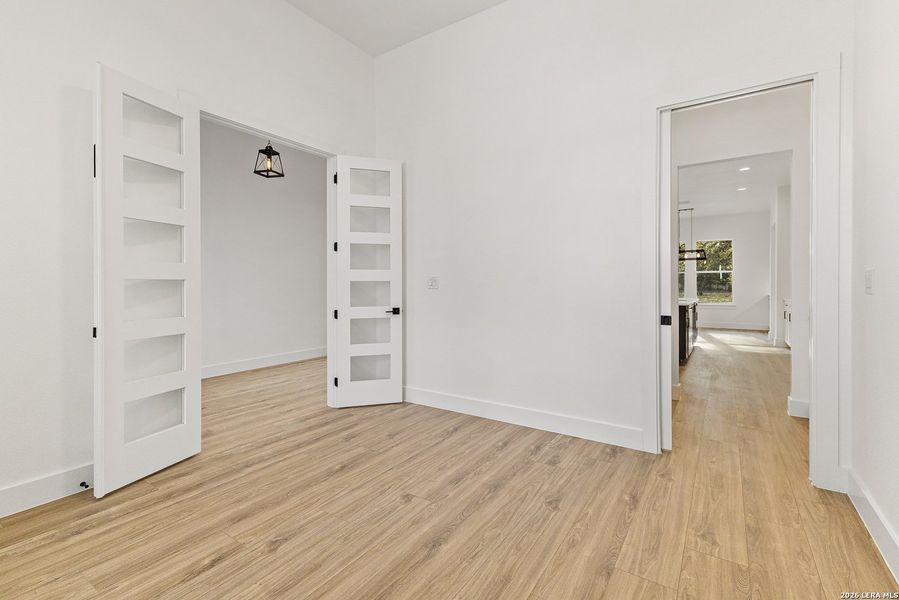 Spacious, unfurnished interior of a new home in , Spring Branch (Image 31). Spacious, unfurnished interior of a new home in , Spring Branch (Image 31).