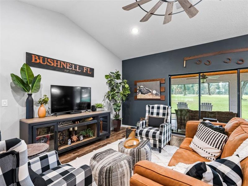 Furnished interior view inside a new home in , Bushnell (Image 39).