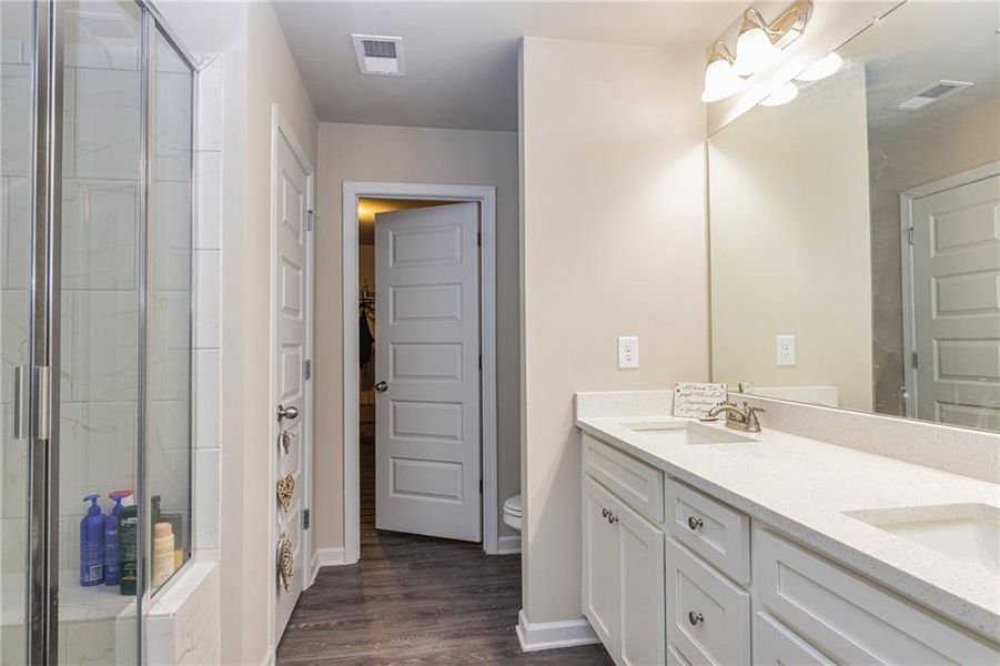 Furnished interior view inside a new home in Vineyard Park, Griffin (Image 7). Furnished interior view inside a new home in Vineyard Park, Griffin (Image 7).