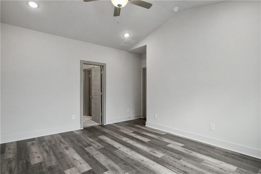Spacious, unfurnished interior of a new home in , Norcross (Image 14).