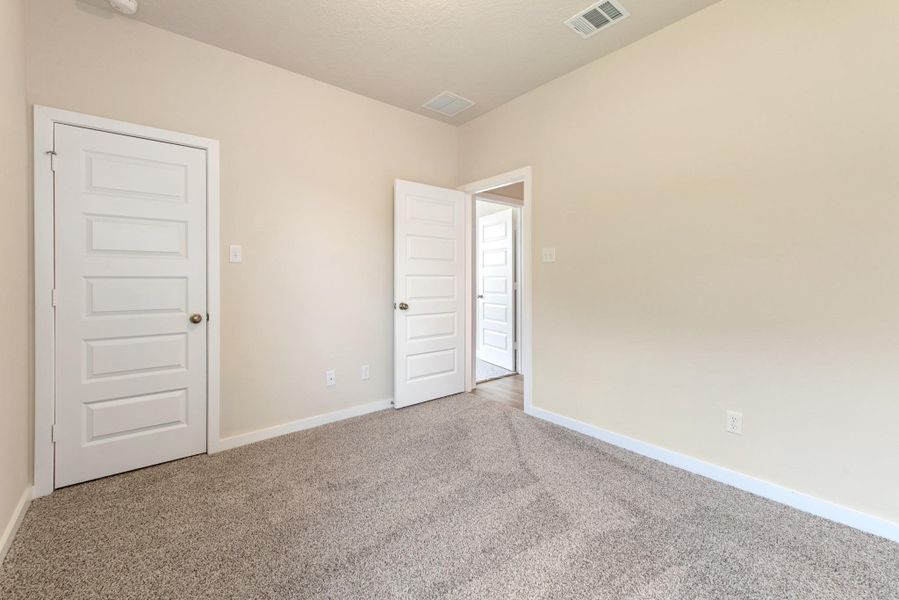 Spacious, unfurnished interior of a new home in , Brenham (Image 32). Spacious, unfurnished interior of a new home in , Brenham (Image 32).
