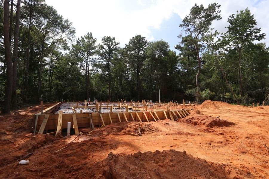 Every foundation at DWH is engineered and it’s inspected three times! We do not do “batch” testing. Rest easy knowing your foundation comes with a 10 year warranty. Every foundation at DWH is engineered and it’s inspected three times! We do not do “batch” testing. Rest easy knowing your foundation comes with a 10 year warranty.