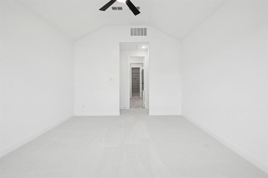 Spacious, unfurnished interior of a new home in Impression 55s, Frisco (Image 23).