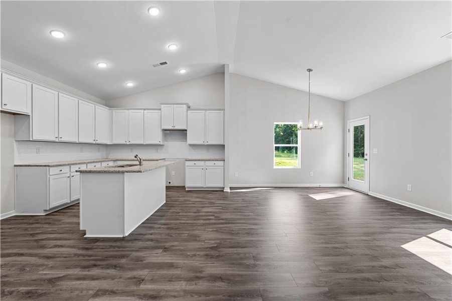 Spacious, unfurnished interior of a new home in , Villa Rica (Image 19).