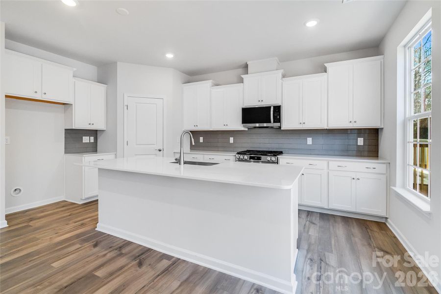 Furnished interior view inside a new home in Village of Waxhaw, Waxhaw (Image 8).