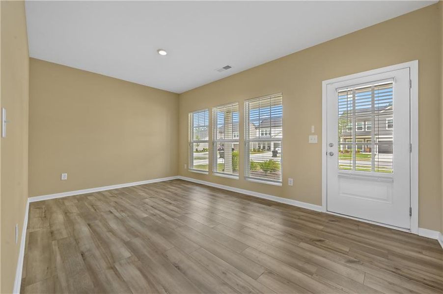 Spacious, unfurnished interior of a new home in , Conyers (Image 13).