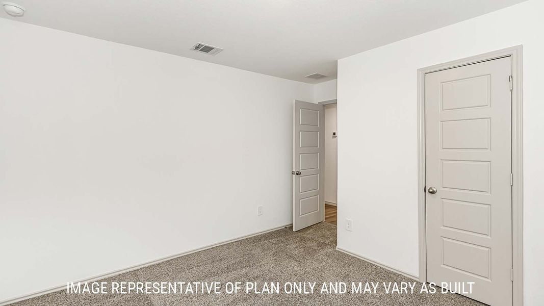 Spacious, unfurnished interior of a new home in Reserve at Mallard Lakes, Orange (Image 18).