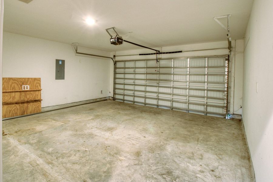 Image 27 of a home in Central Park. Image 27 of a home in Central Park.