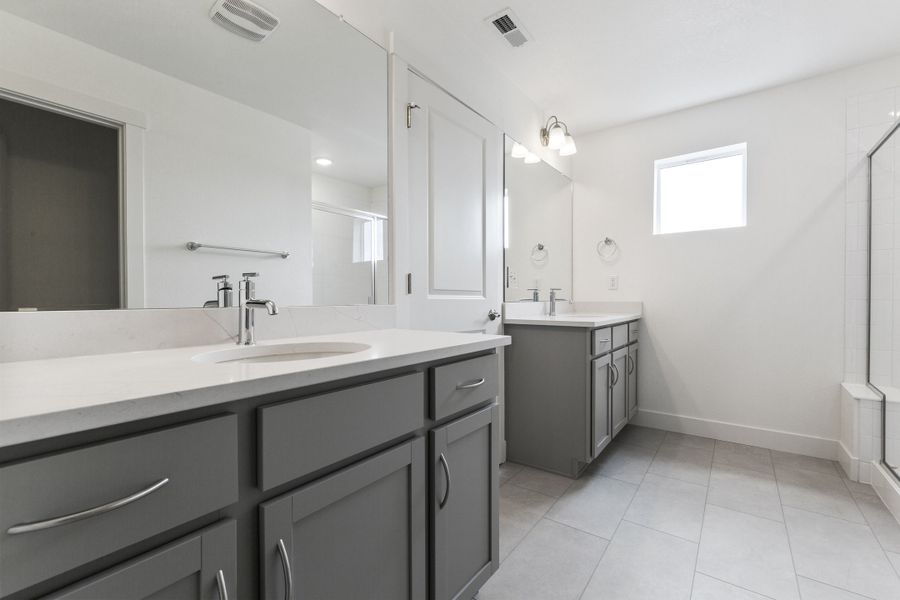 Furnished interior view inside a new home in Trailside on Harmony, Timnath (Image 8).