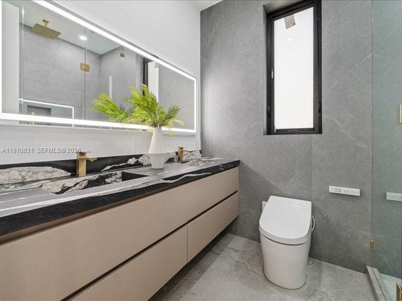 Furnished interior view inside a new home in , Miami Beach (Image 12).