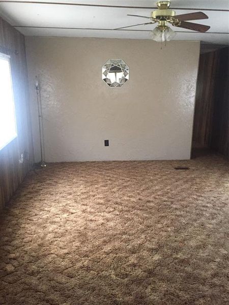 Spacious, unfurnished interior of a new home in , Breckenridge (Image 11).