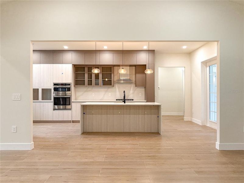 Furnished interior view inside a new home in , Dunnellon (Image 39).