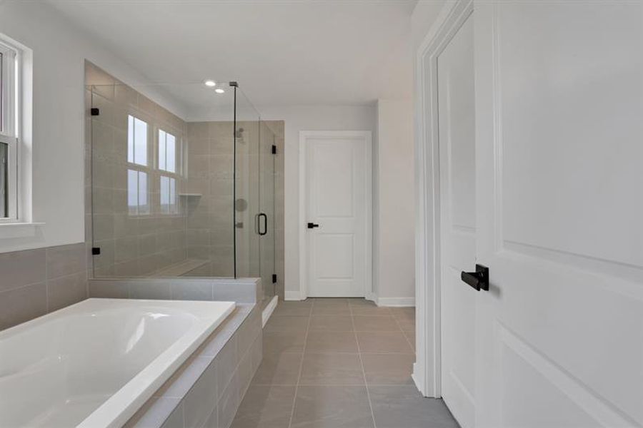 Furnished interior view inside a new home in Crystal Falls, Dawsonville (Image 10).