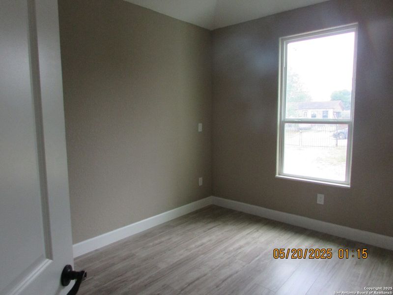 Spacious, unfurnished interior of a new home in , San Antonio (Image 23).