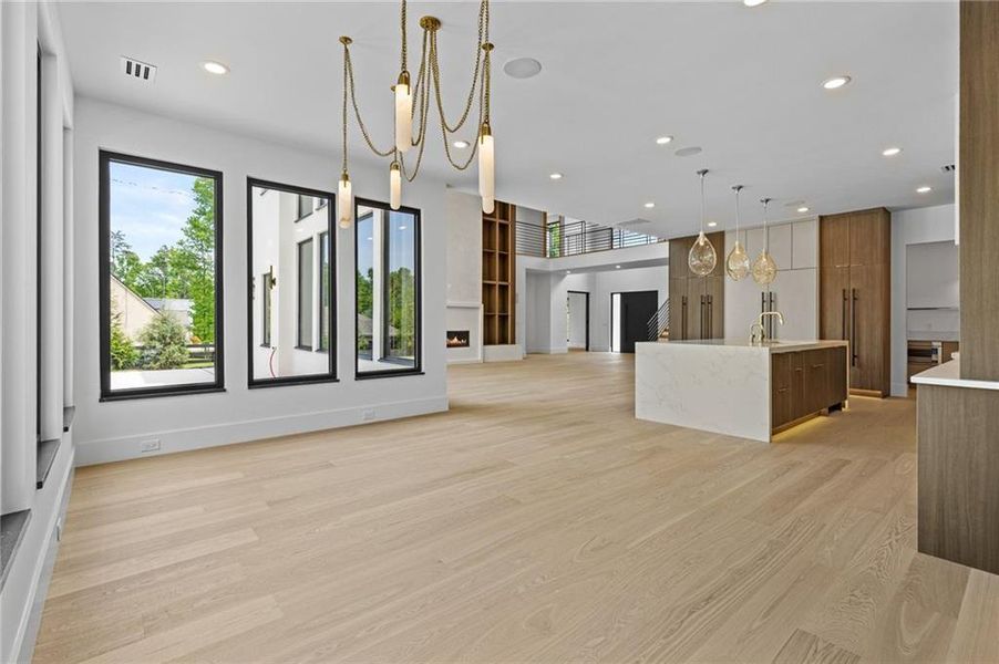 Spacious, unfurnished interior of a new home in , Sugar Hill (Image 77).