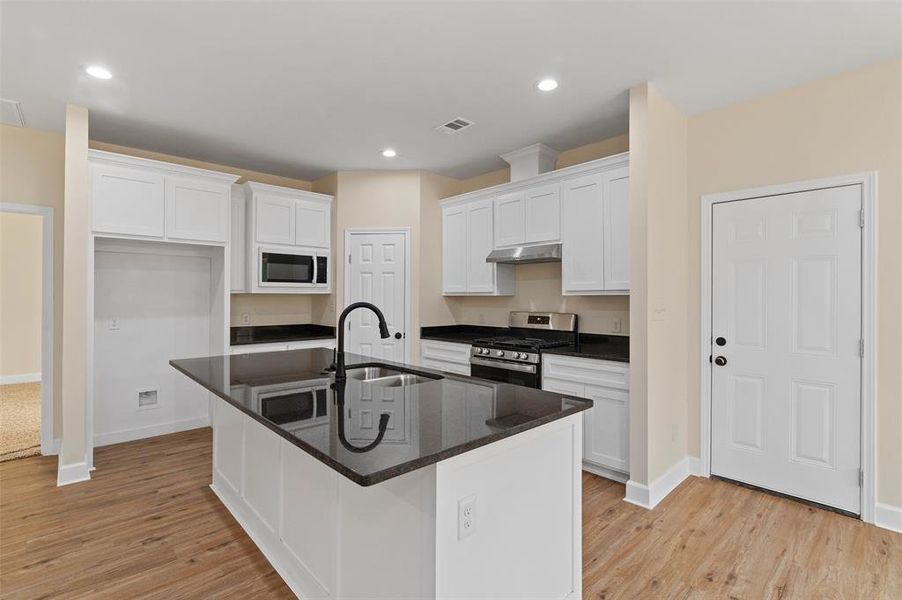 Furnished interior view inside a new home in , Gainesville (Image 5).
