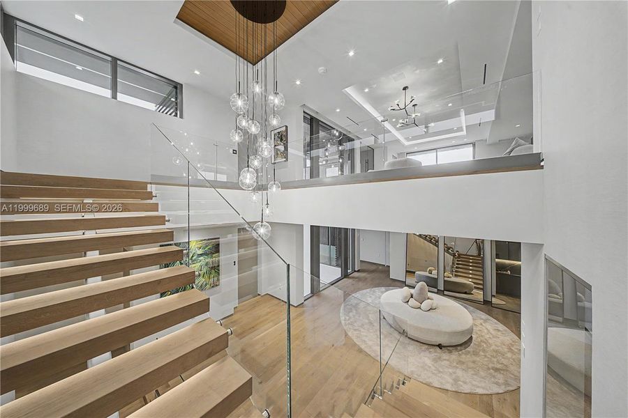 Image 65 of a home in .