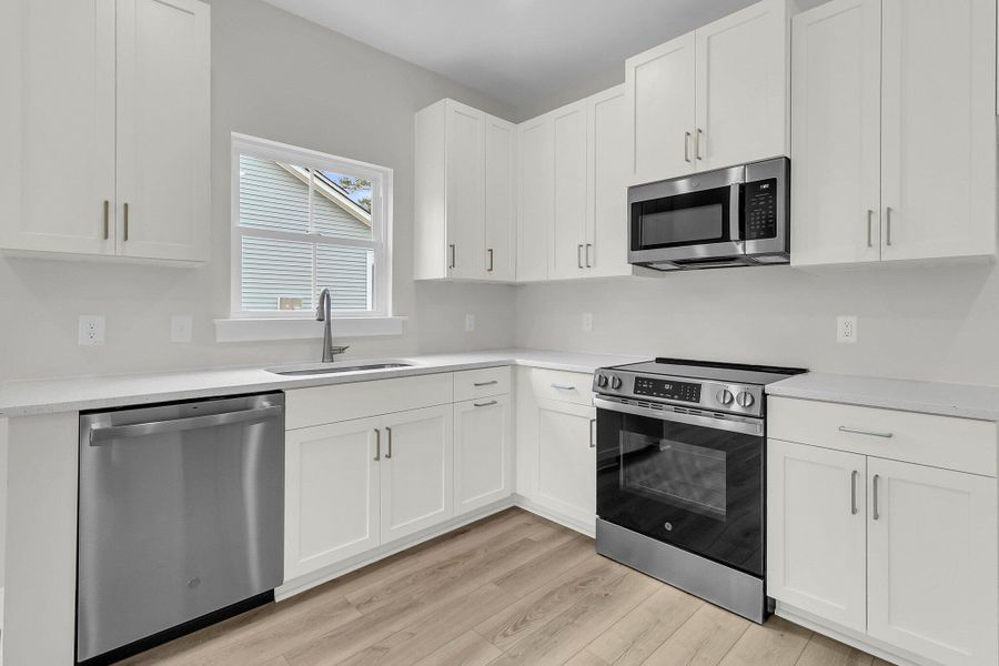 Furnished interior view inside a new home in , Ladson (Image 9).