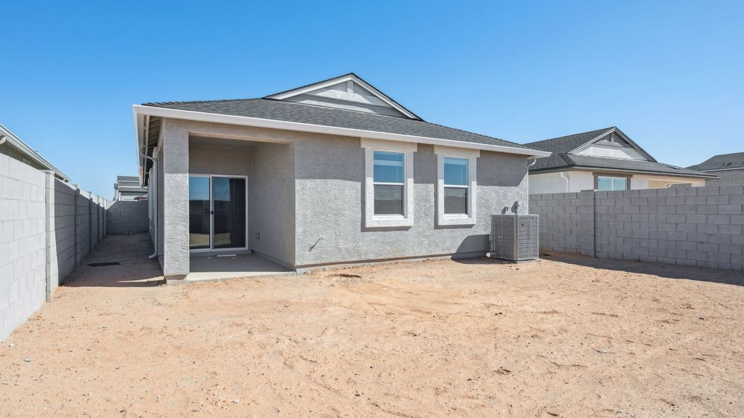 Representative exterior details of a home built from the Harper by D.R. Horton in Elena Trails, Maricopa (Image 4). Representative exterior details of a home built from the Harper by D.R. Horton in Elena Trails, Maricopa (Image 4).