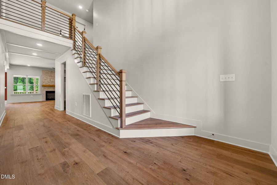 14-web-or-mls-12601 Burgess -14