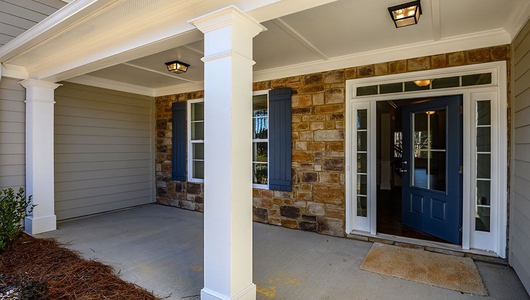 Representative exterior details of a home built from the Sonoma by D.R. Horton in Thalley Creek Estates, Cumming (Image 3).