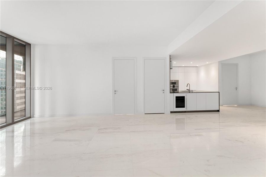 Spacious, unfurnished interior of a new home in , Miami (Image 15).