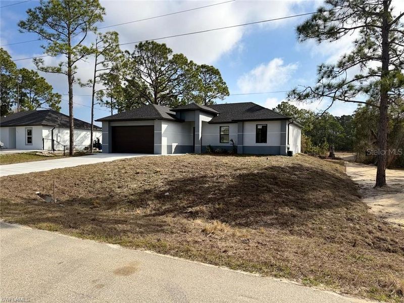 Image 33 of a home in .