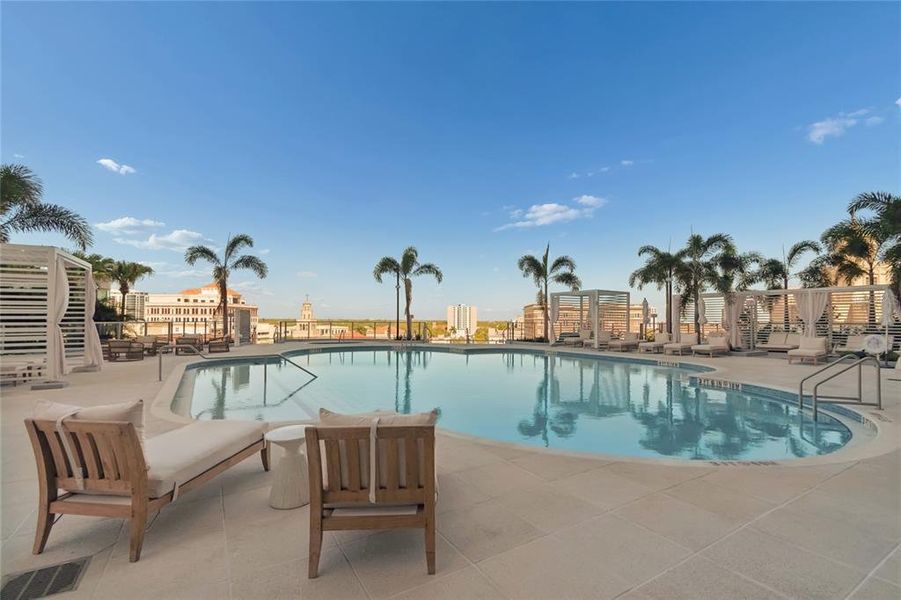 Community amenities in , St. Petersburg (Image 65).