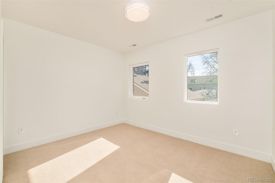 Spacious, unfurnished interior of a new home in , Denver (Image 26).