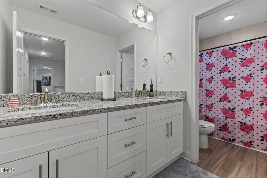 19-web-or-mls-AZ3A9067