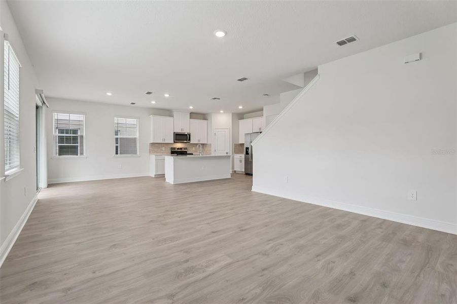 Spacious, unfurnished interior of a new home in Cyrene at Minneola, Minneola (Image 46).