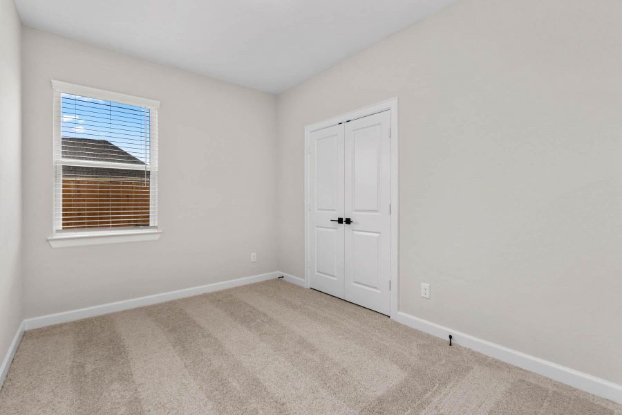 Image 14 of a home in Emberly.