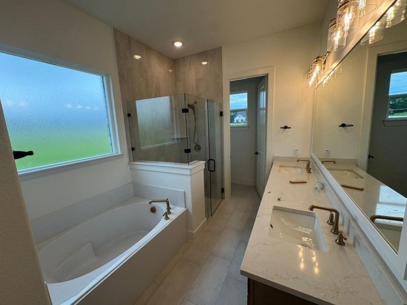 Furnished interior view inside a new home in King Crossing Estates, Van Alstyne (Image 7).