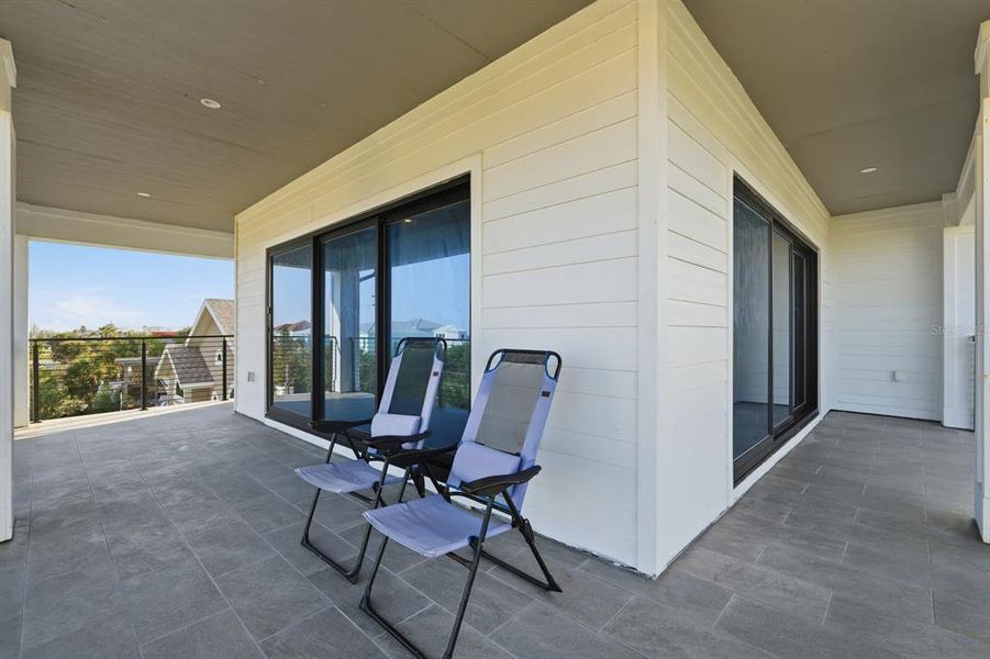 Exterior details and patio area of a home in , Flagler Beach (Image 35).