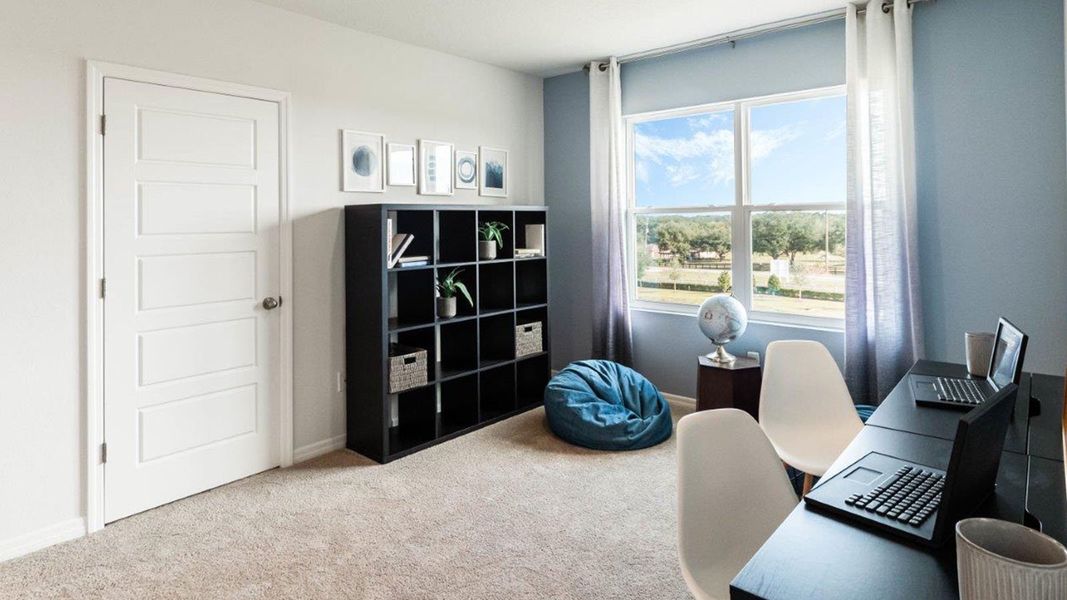 Furnished interior view inside a new home in Fox Branch, Lakeland (Image 24).