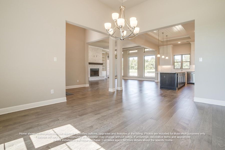 Spacious, unfurnished interior of a new home in Hightower Club, Waxahachie (Image 9).