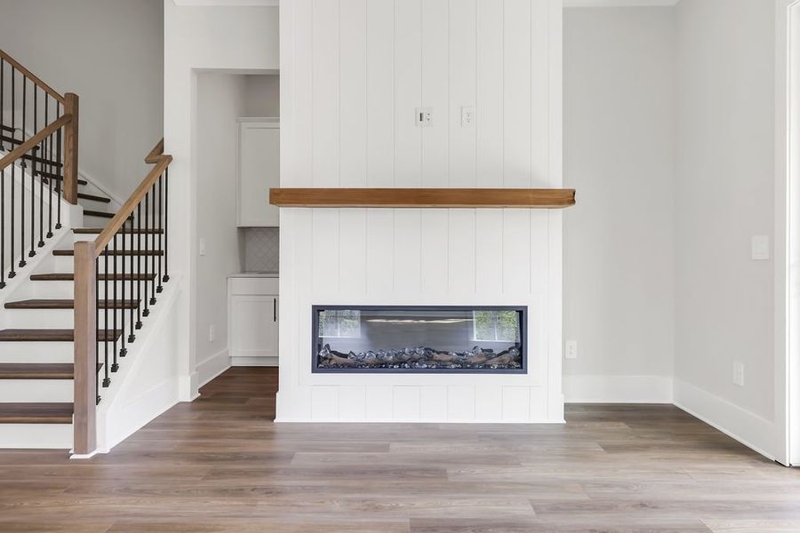 Spacious, unfurnished interior of a new home in Echo Park, Suwanee (Image 23).
