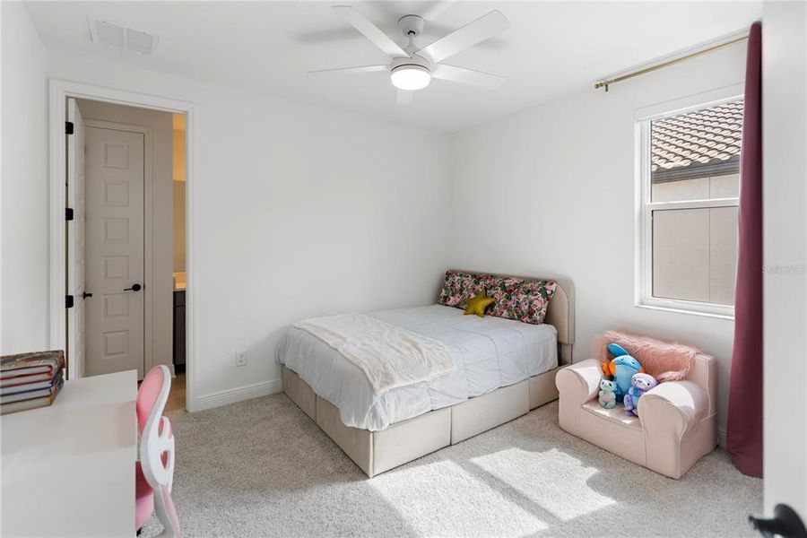 Furnished interior view inside a new home in , Bradenton (Image 41).