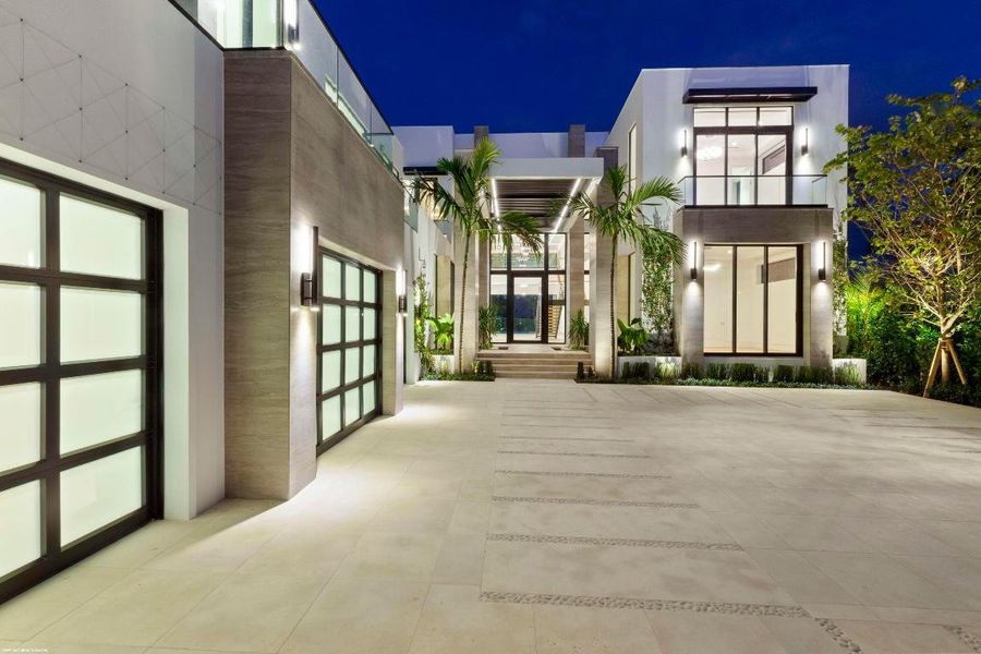 2914 N Flagler Dr 022