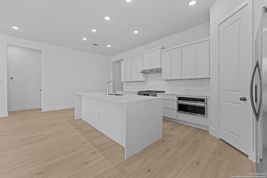 Furnished interior view inside a new home in , New Braunfels (Image 6). Furnished interior view inside a new home in , New Braunfels (Image 6).