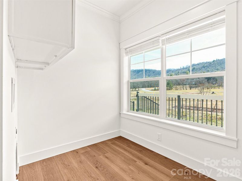 Spacious, unfurnished interior of a new home in , Hendersonville (Image 27). Spacious, unfurnished interior of a new home in , Hendersonville (Image 27).